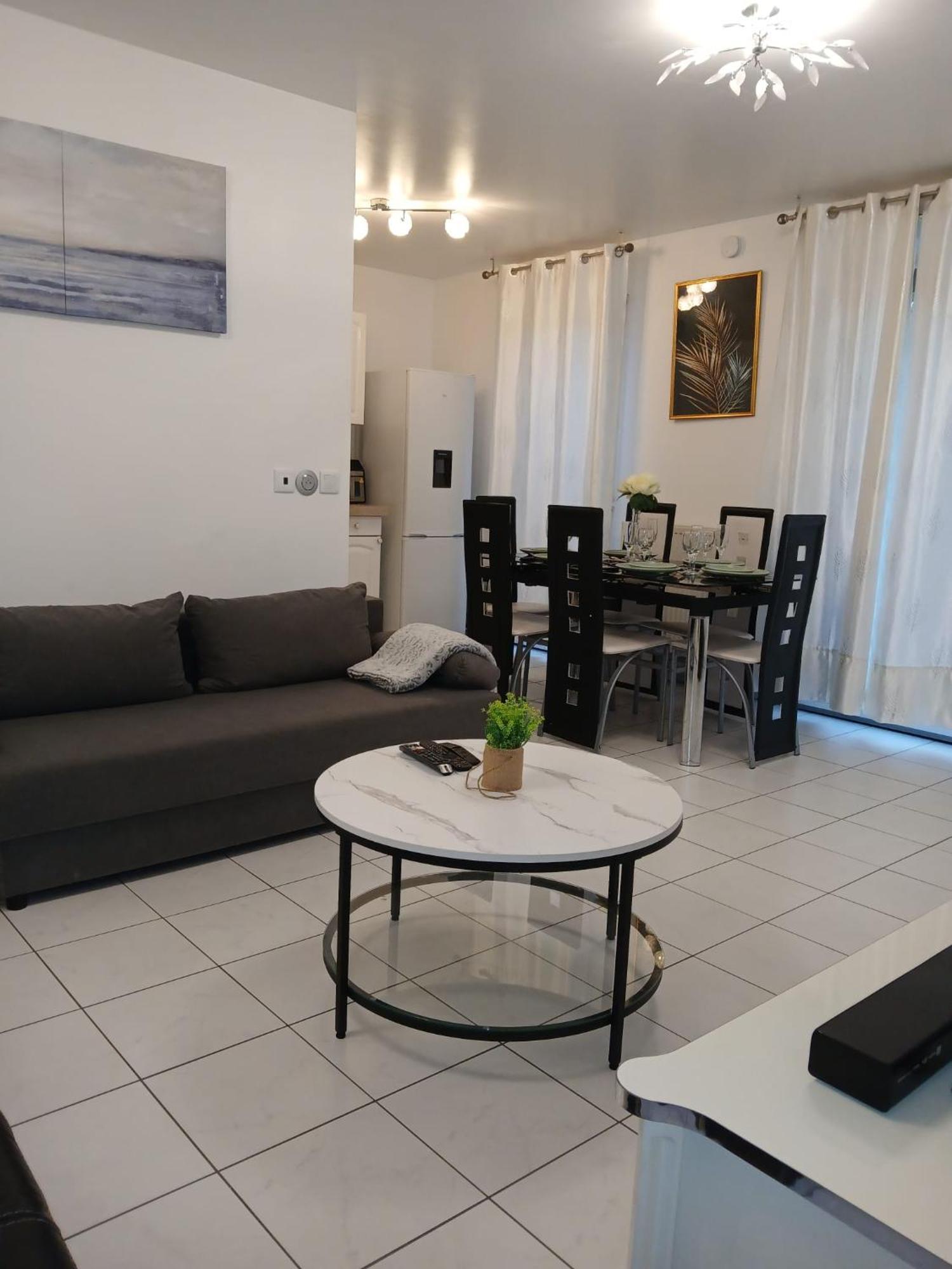 Apart-Chic-Les-Ulis With Balcon, Terrasse And Parking Les Ulis Exterior foto